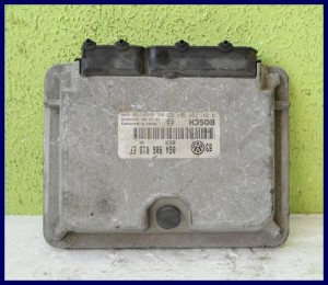KOMPUTER STEROWNIK VW BORA 06A906018EF