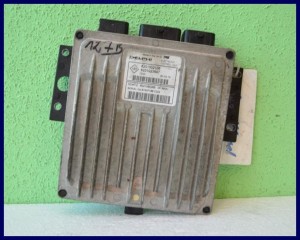 KOMPUTER DACIA SANDERO 1.5 8201002106 8201023847