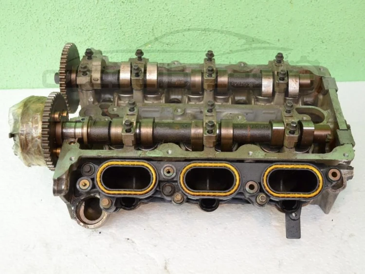 368676895_4_1000x700_glowica-silnika-prawa-jaguar-x-type-25-v6-rf1r8e-6090-ad-motoryzacja.jpg