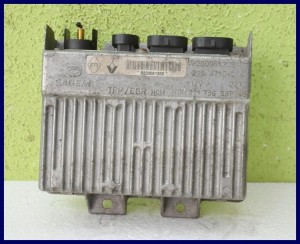 KOMPUTER STEROWNIK RENAULT MASTER 2.5 8200061203