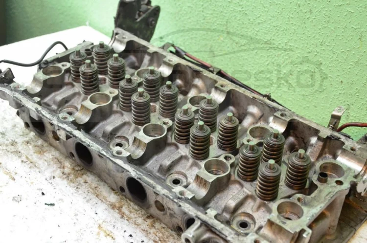 368753421_2_1000x700_glowica-silnika-ford-mondeo-20-dodaj-zdjecia_rev001.jpg