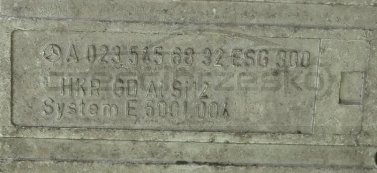 5097940305_2
