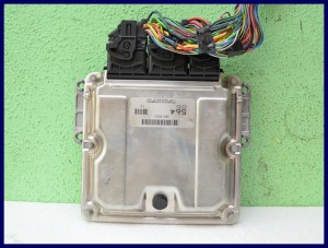 KOMPUTER VOLVO V40 S40 0281010440 HOM8200065994