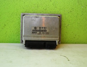 KOMPUTER VW PASSAT B5 1.8 8D0907558S 0261204956
