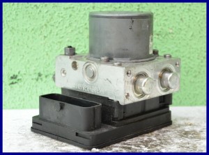 POMPA STEROWNIK ABS FIAT 500L 51920753