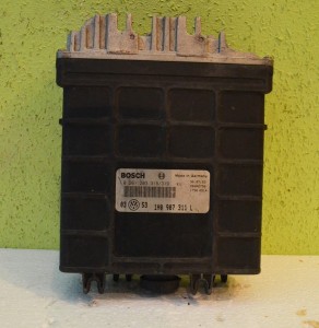 KOMPUTER STEROWNIK VW GOLF III 0261203318