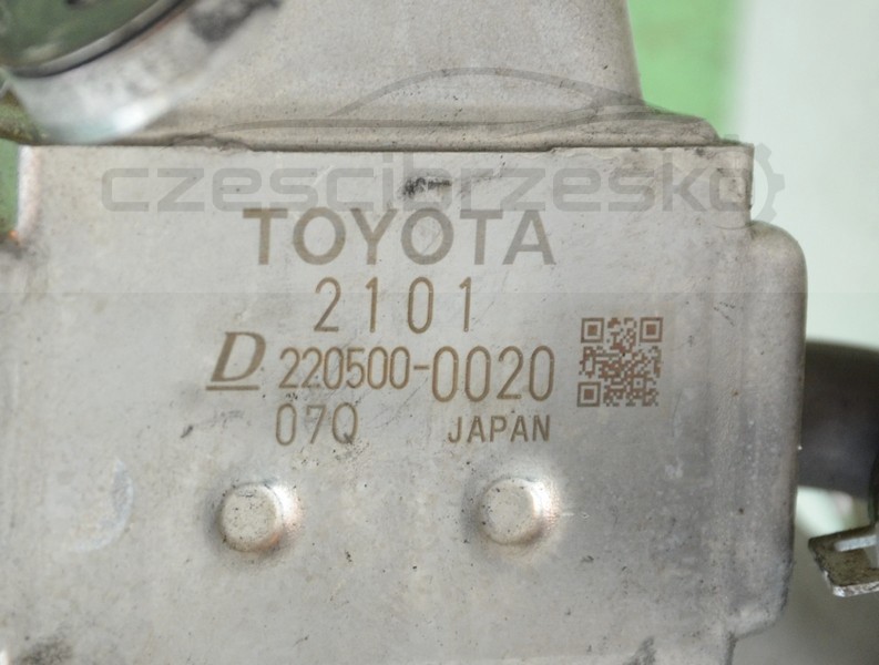 6896845504_1