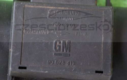 6895590670_1