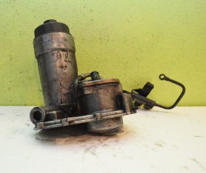 PODSTAWA OBUDOWA FILTRA OLEJU AUDI 059-115405C