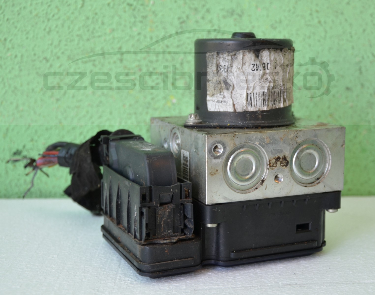 12029cz1.jpg