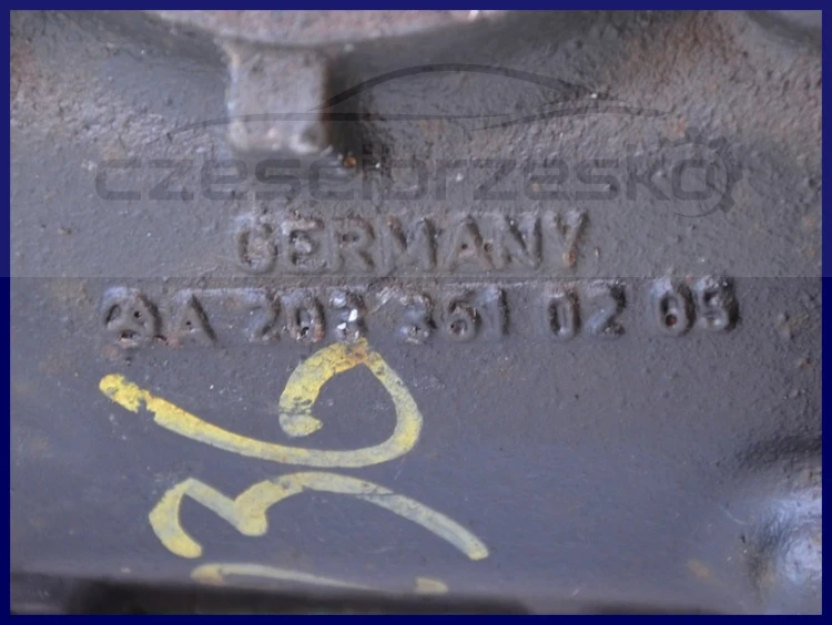 6817048281_1