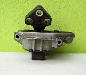 PODUSZKA ŁAPA WSPORNIK SILNIKA CITROEN C2