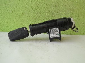 STACYJKA Z KLUCZYKIEM LANCIA Y 00468453610 B365