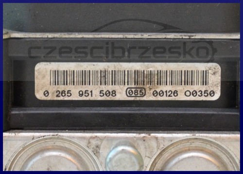 5879850624_1