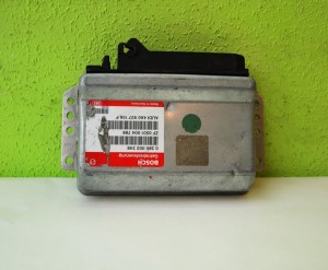 KOMPUTER STEROWNIK SKRZYNI AUDI 100 C4 0260002248
