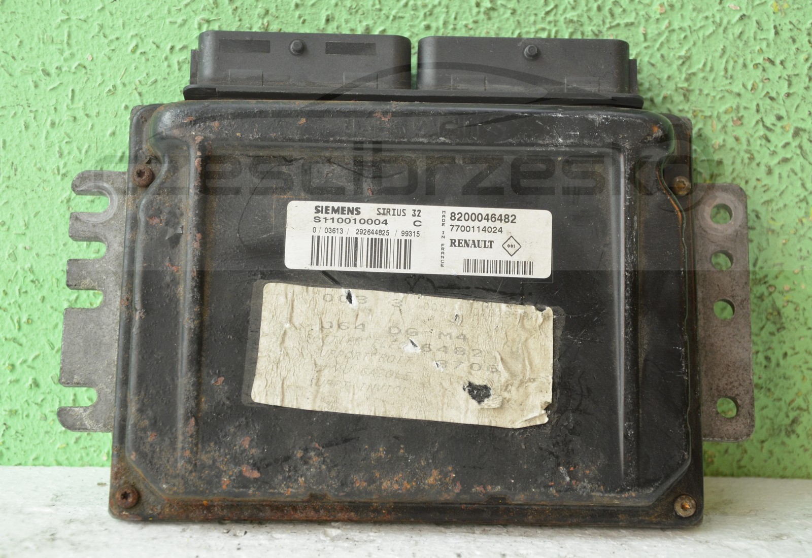 12116cz1.jpg