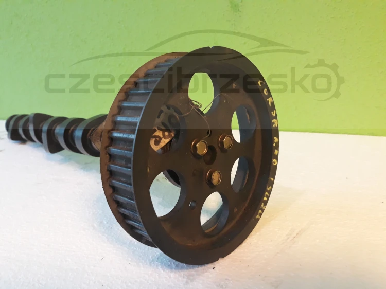 12330cz2.jpg