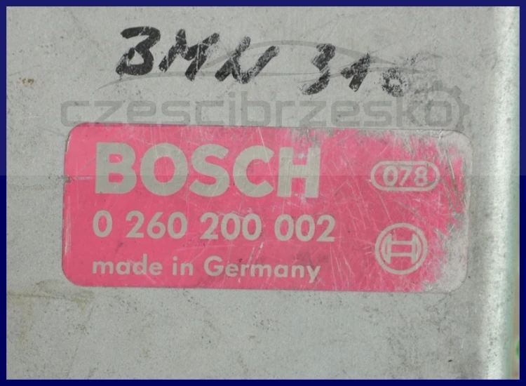 6830728628_1