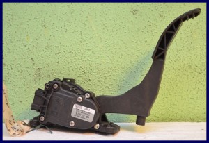 PEDAŁ GAZU VW GOLF IV 1.9 SDI 6Q1721503B 6PV008495