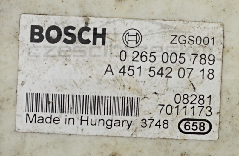 5068998354_1