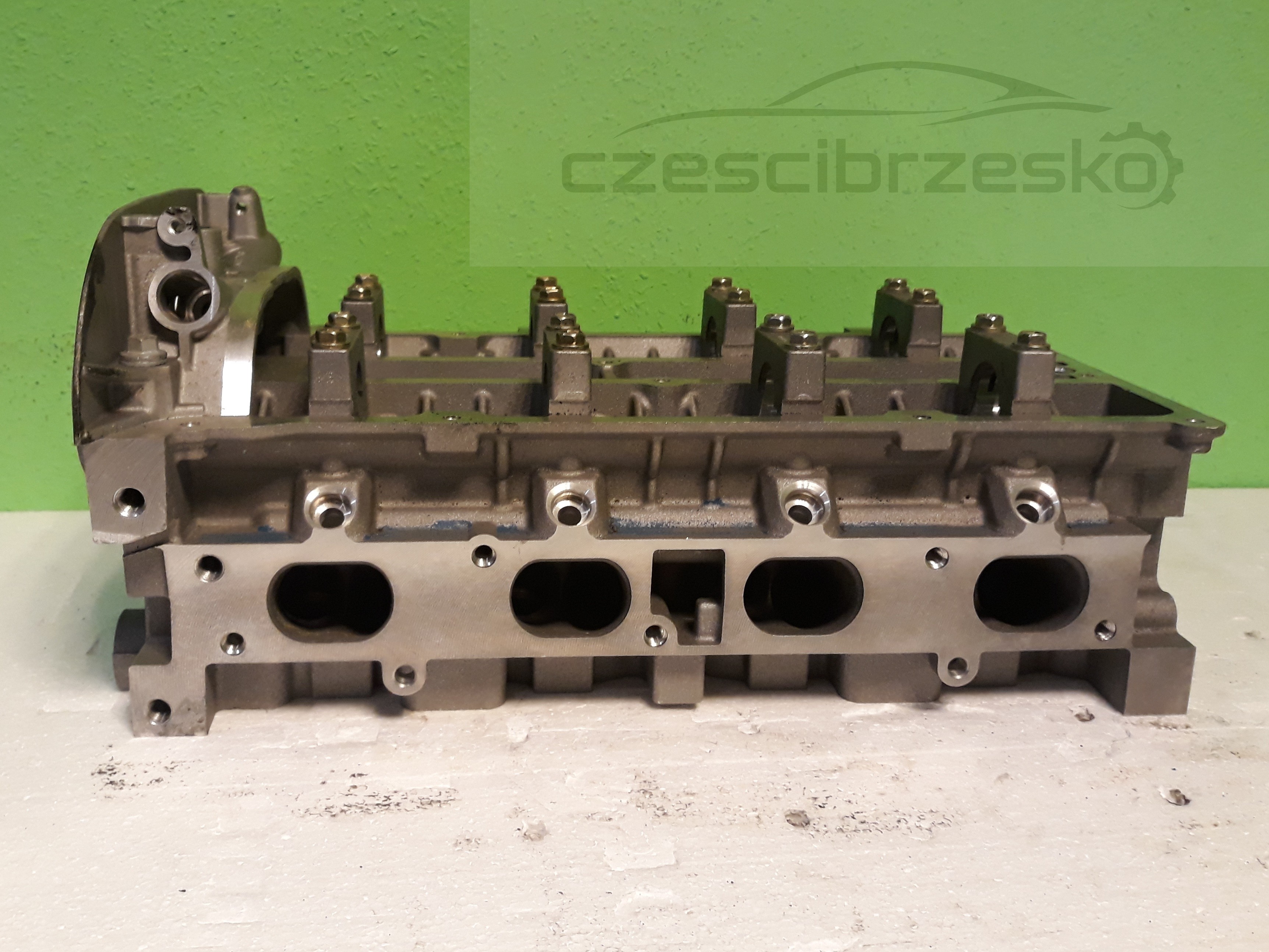 12244cz2.jpg