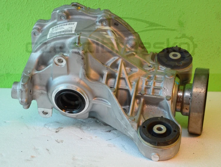 12408cz1.jpg