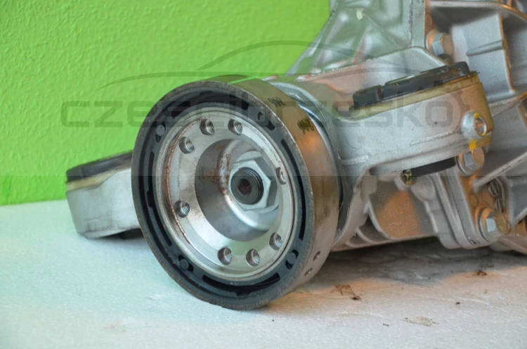 12408cz6.jpg