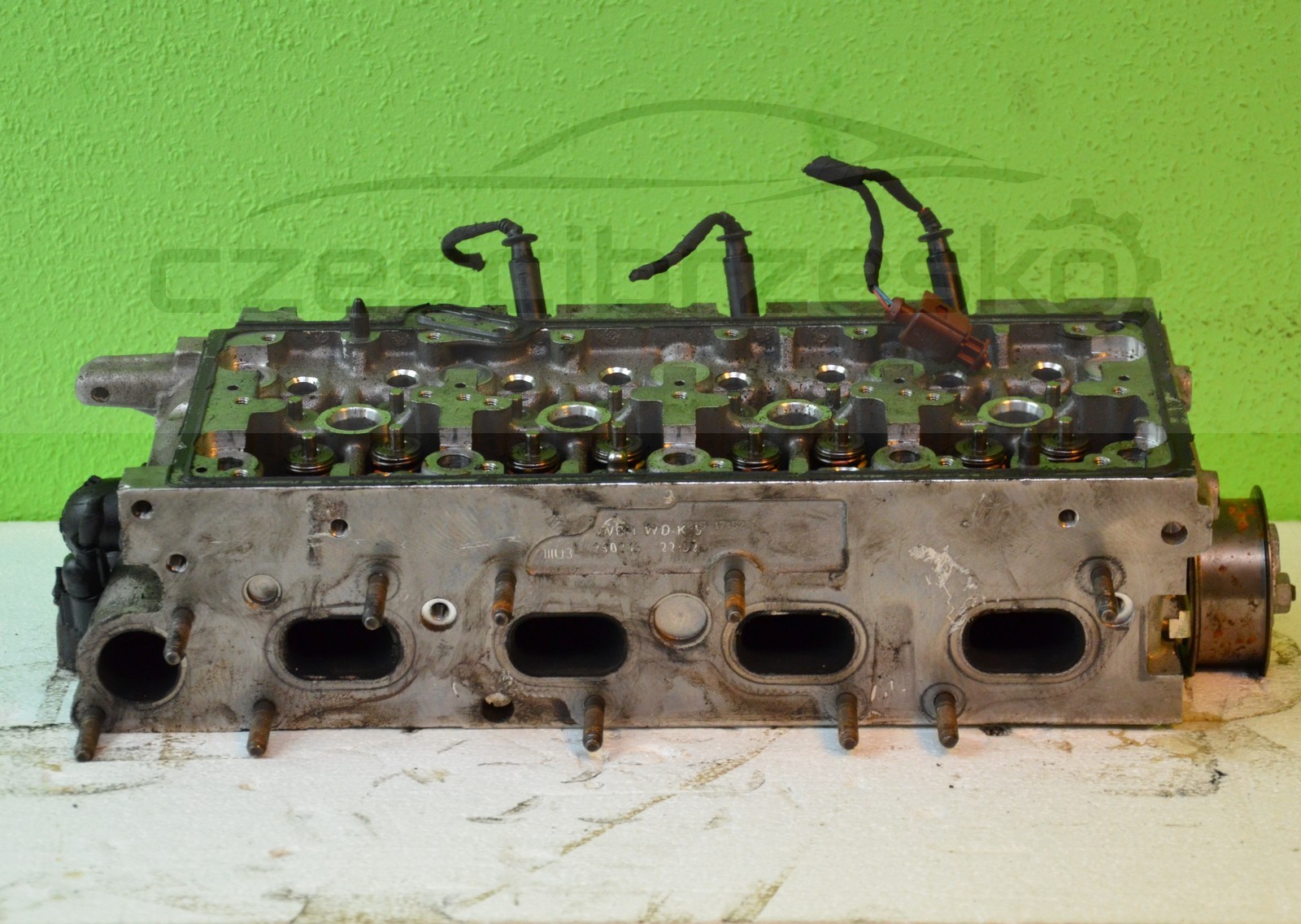 12410cz1.jpg