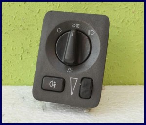 WŁĄCZNIK PRZEŁĄCZNIK ŚWIATEŁ SAAB 95 9-5 4616124