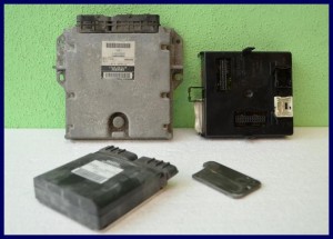 KOMPUTER RENAULT VEL SATIS 3.0 8200208997 ZESTAW