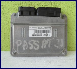 KOMPUTER VW PASSAT B5 2.0 06B906033G 5WP40043