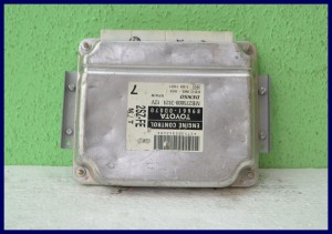 KOMPUTER TOYOTA YARIS 1.3 89661-0D070 2SZ-FE
