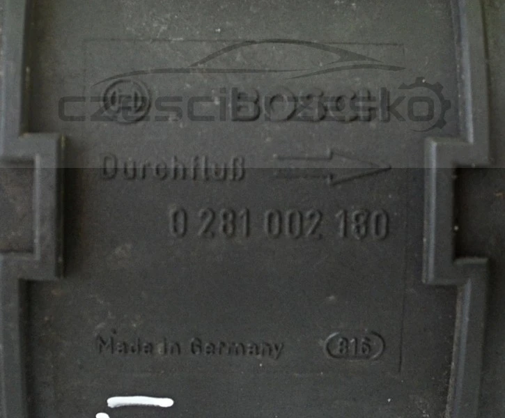 5037558515_1
