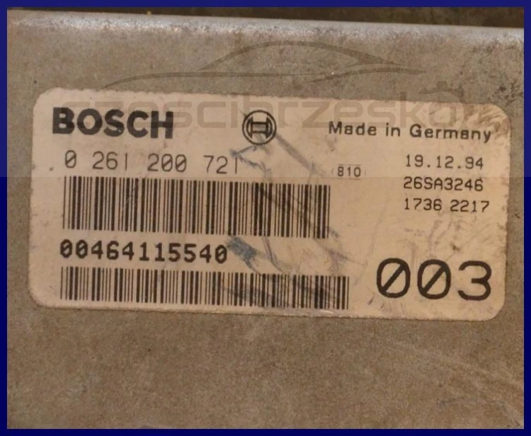 5038088832_1