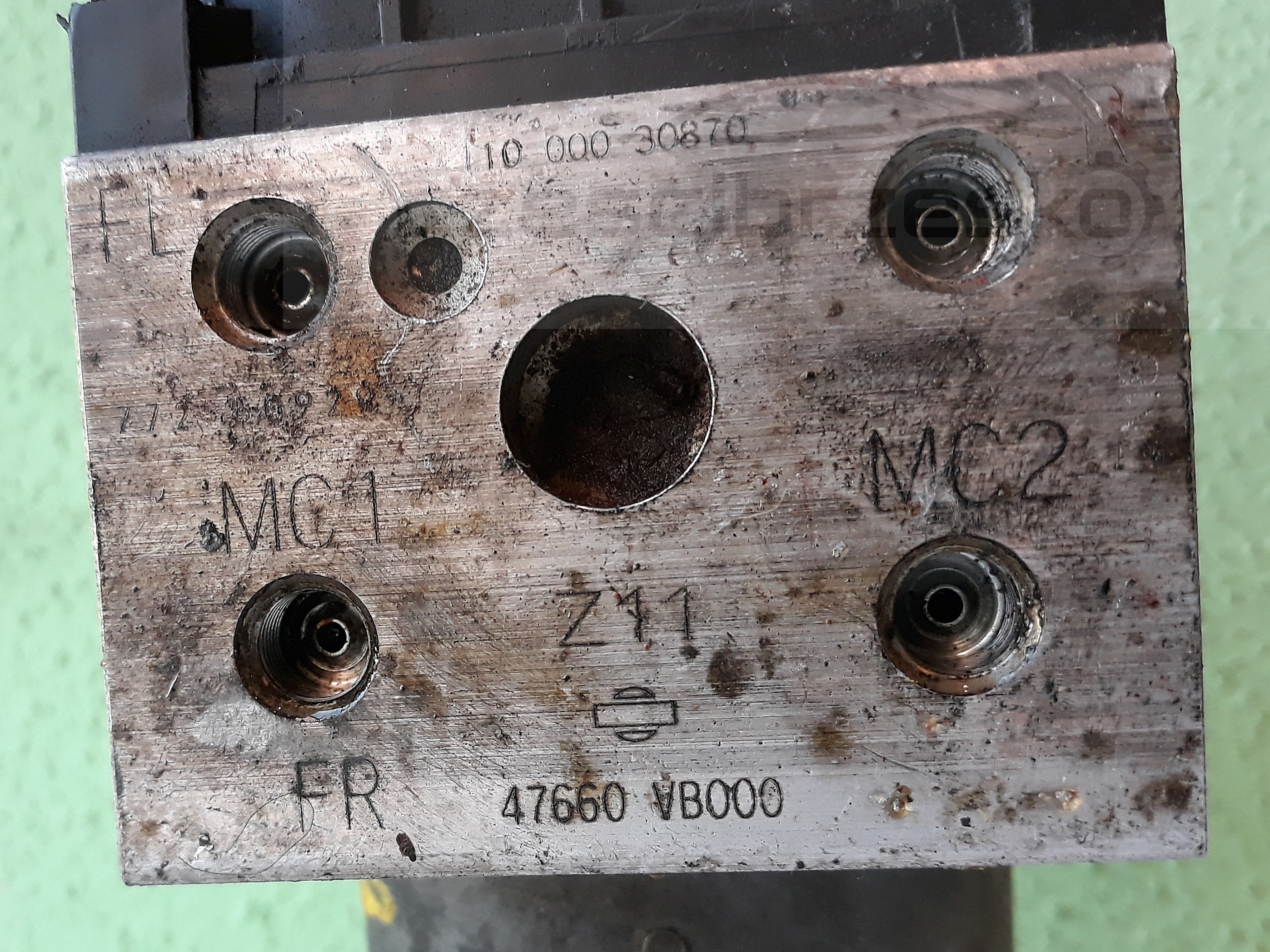 12297cz2.jpg