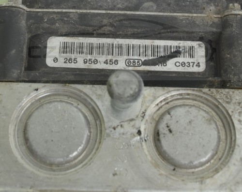 5056308644_1