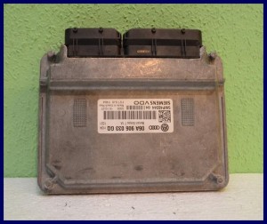 KOMPUTER AUDI A3 1.6 06A906033GQ 5WP40344