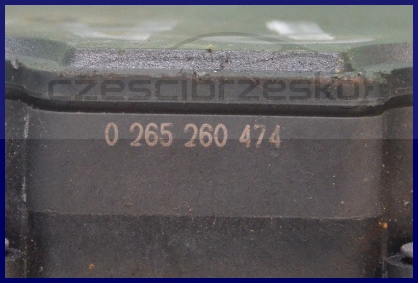 5863696867_1
