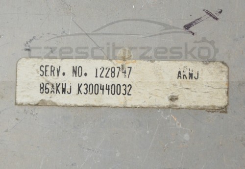 7137737421_1