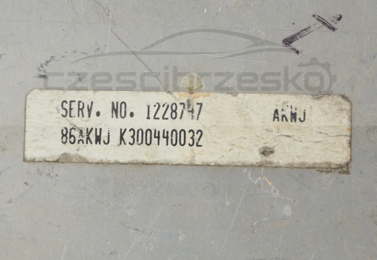 7137737421_1