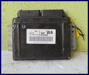 KOMPUTER STEROWNIK CHEVROLET KALOS 1.2  5WY1E07E    96435559  1B0P  WA                                                                    07E WA