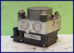 POMPA ABS DACIA SANDERO 0265801018 0265232718