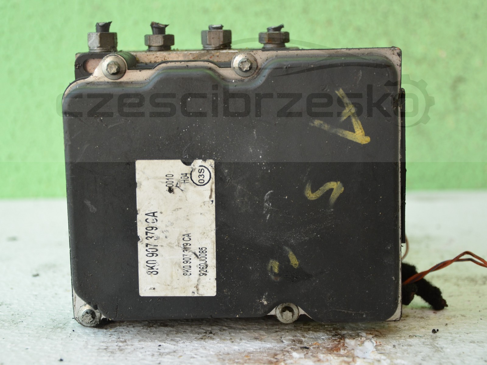 12150cz2.jpg