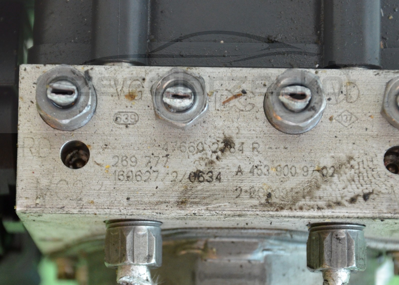 11948cz2.jpg