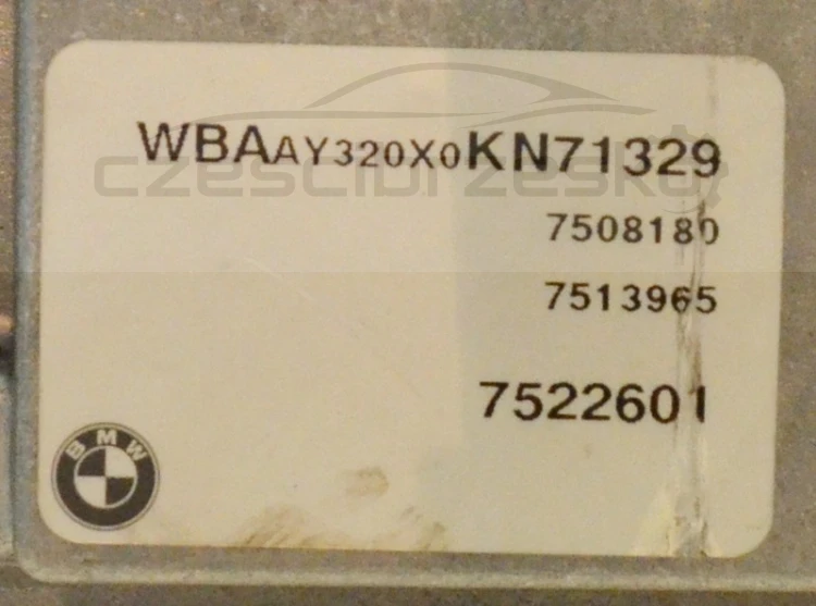 5558821527_2