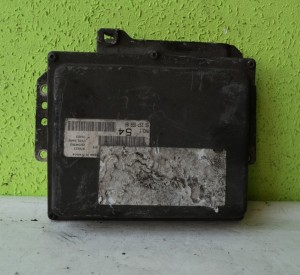 STEROWNIK SILNIKA PEUGEOT 106 1.1 SAXO 0261203943