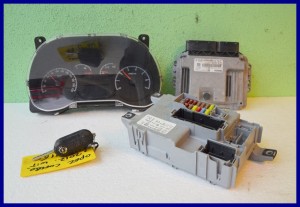 KOMPUTER ECU OPEL COMBO 1.6 0281018699  00519217570