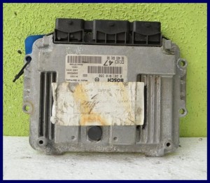 KOMPUTER STEROWNIK PEUGEOT 307 1.4 HDI 0281010390