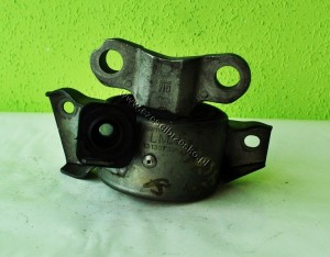 Poduszka wspornik łapa silnika Opel Corsa D 1.0