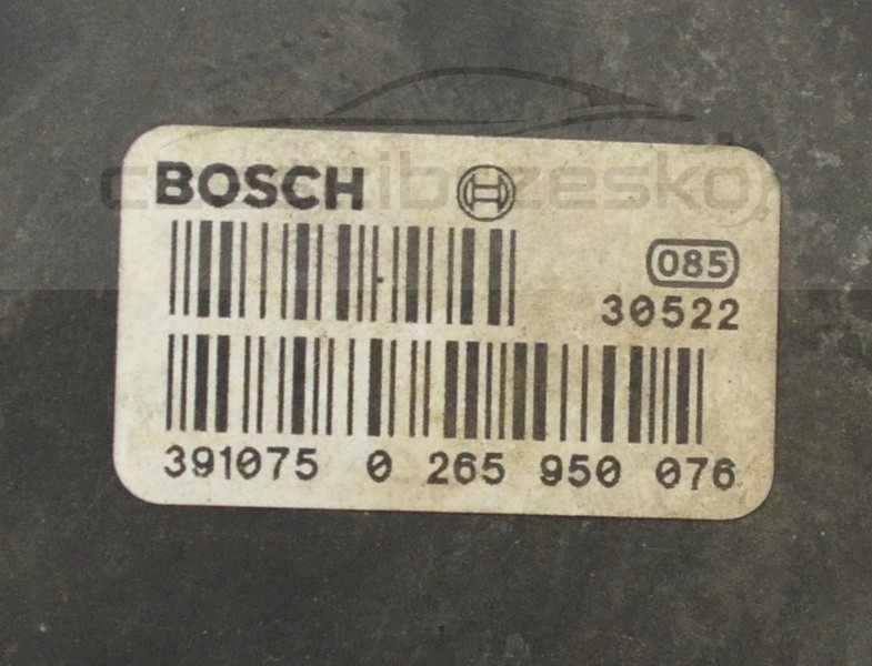 5089270937_1